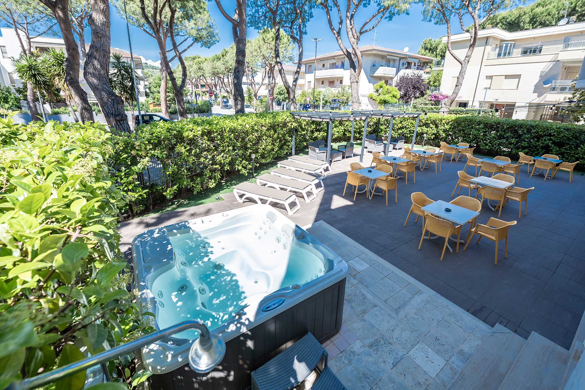 Giardino con Jacuzzi
